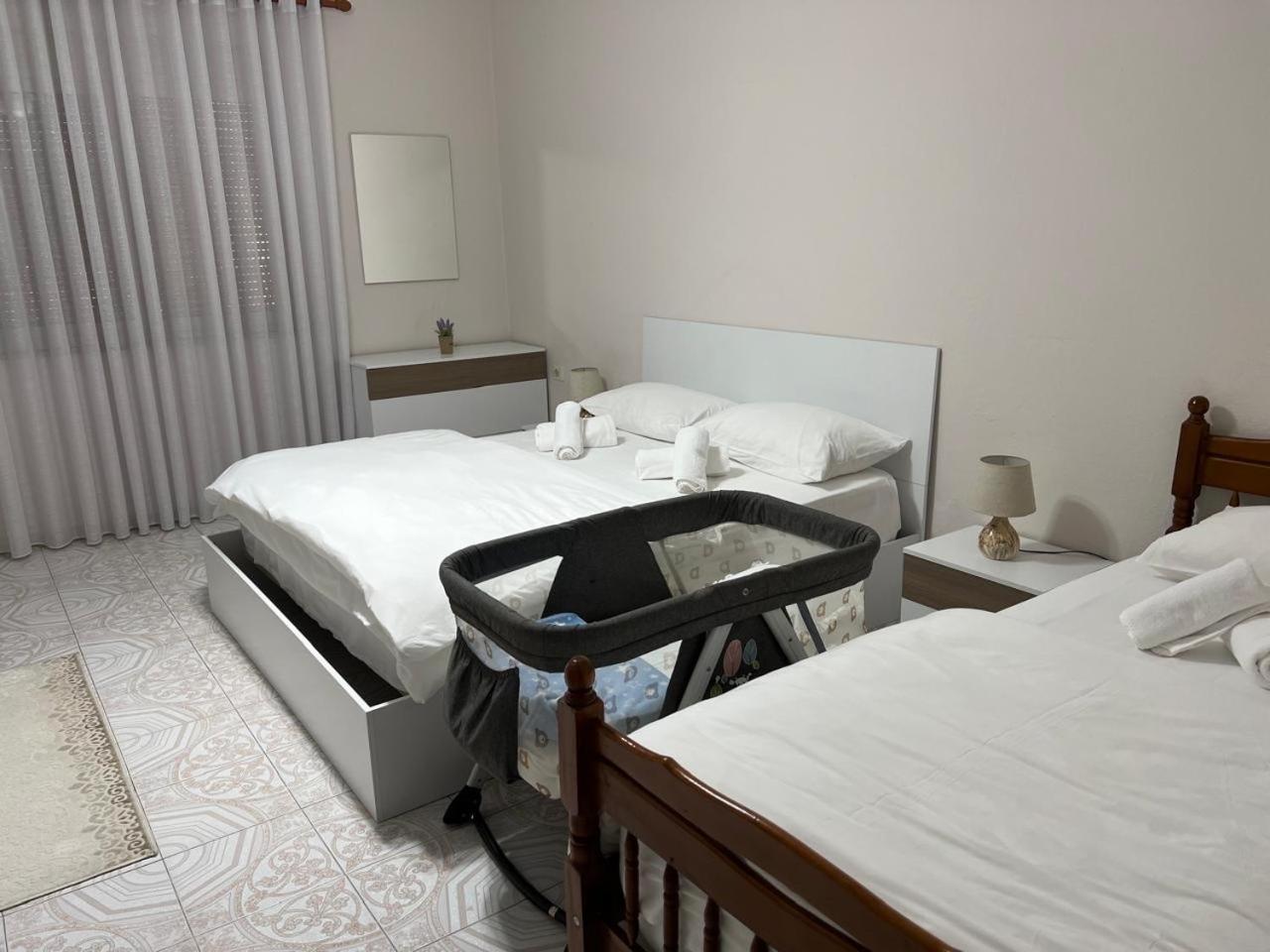 Center Apartment *